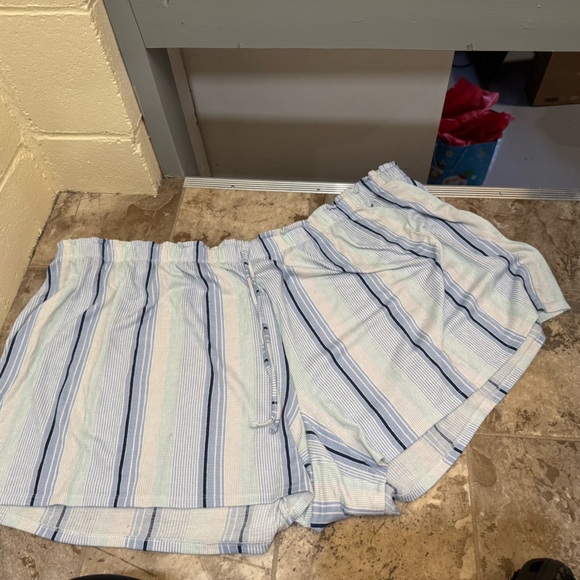 Women’s Pennington’s Brand Blue Striped Elastic Waist Cozy Summer Shorts Size:6X - Picture 3 of 14